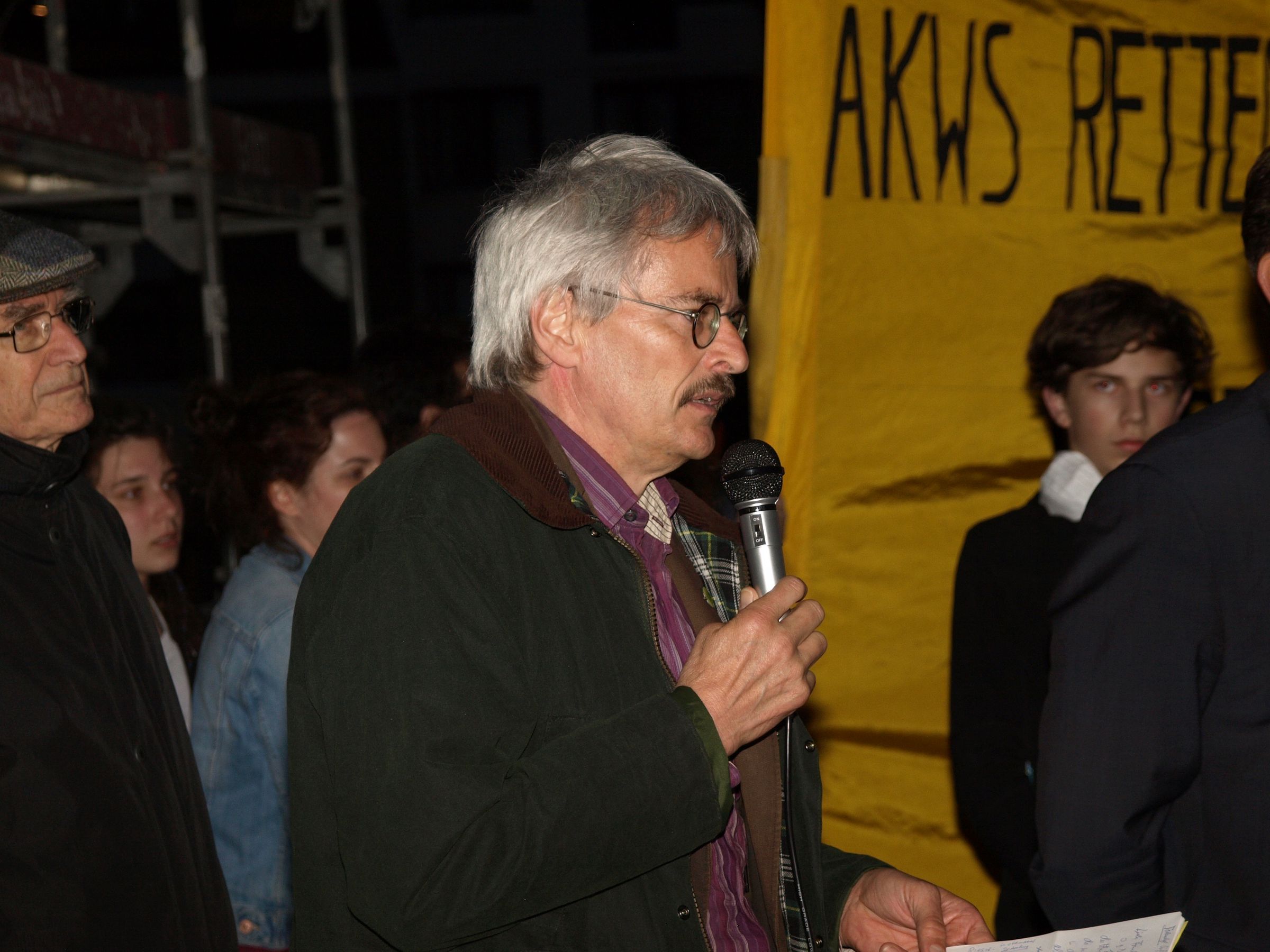 BN-Landesbeauftragter Richard Mergner sprch zu den Teilnehmern