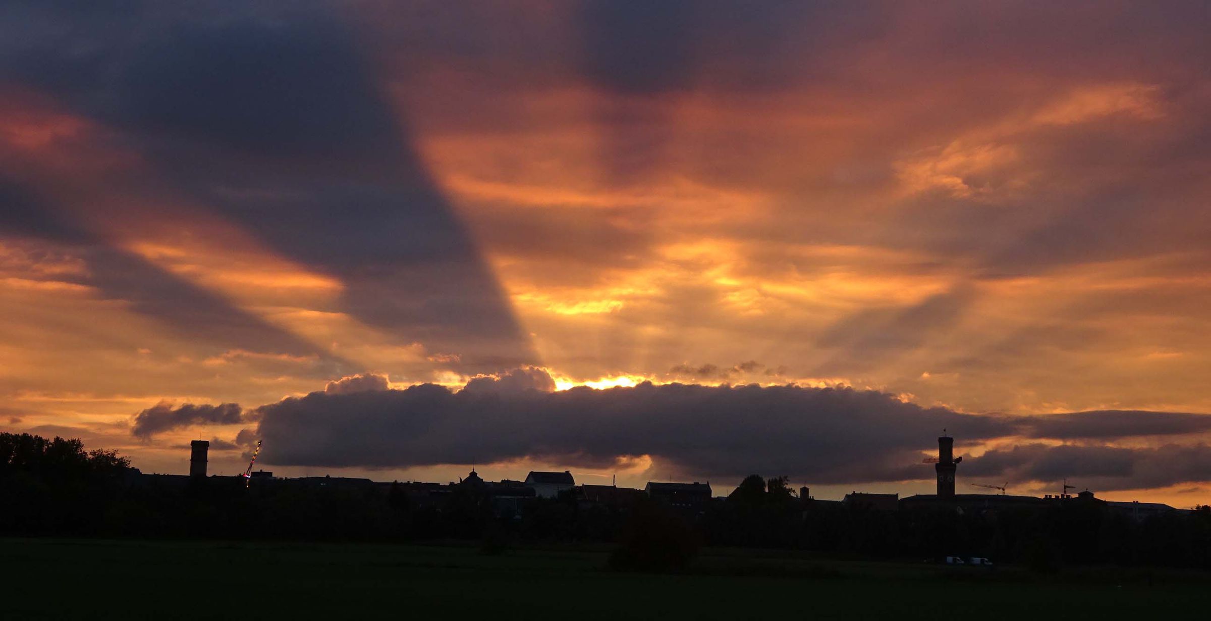 Sonnenuntergang im Fürther Pegnitztal